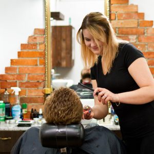 Barber Shop Bydgoszcz - usługi barberskie - tel. +48 516-477-487